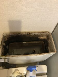 鎌ヶ谷市C様宅トイレタンク内写真